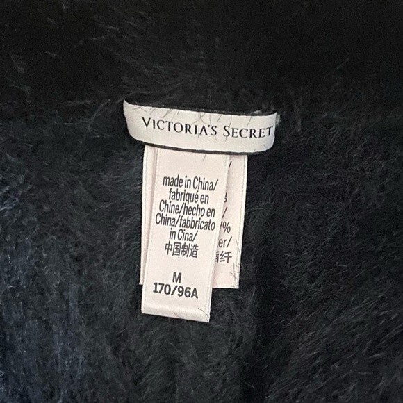 Victoria’s secret - Fuzzy Shorts - size M - Picture 6 of 11